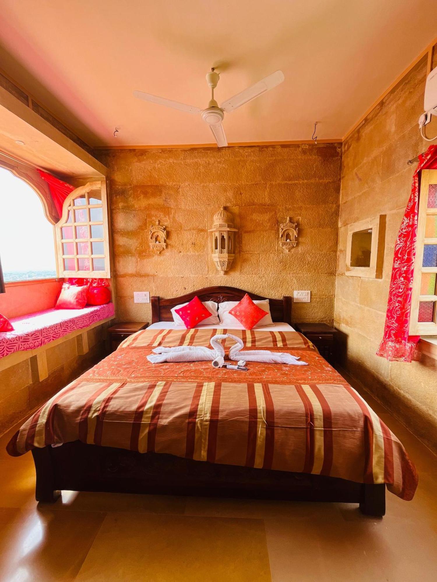 Mud Mirror Guesthouse Jaisalmer Eksteriør billede
