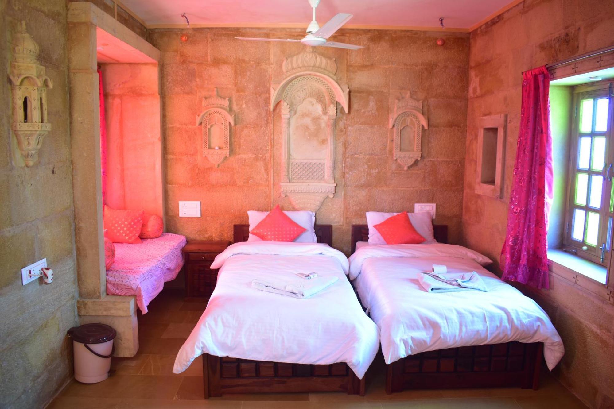 Mud Mirror Guesthouse Jaisalmer Eksteriør billede