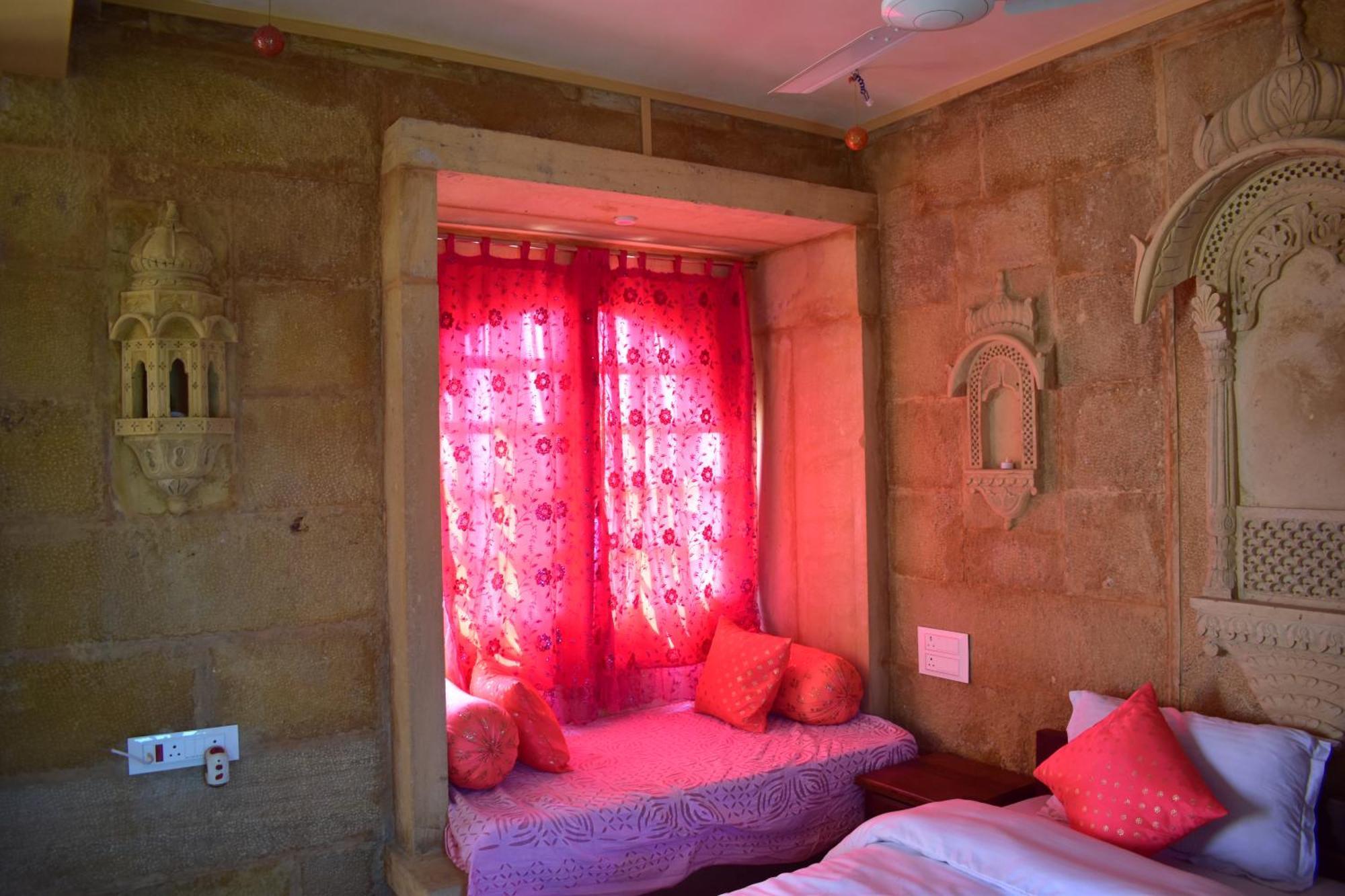 Mud Mirror Guesthouse Jaisalmer Eksteriør billede
